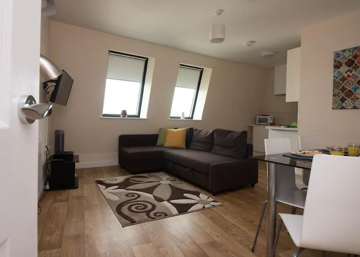 Stayzo Serviced Accommodation 16 Premier Lodge