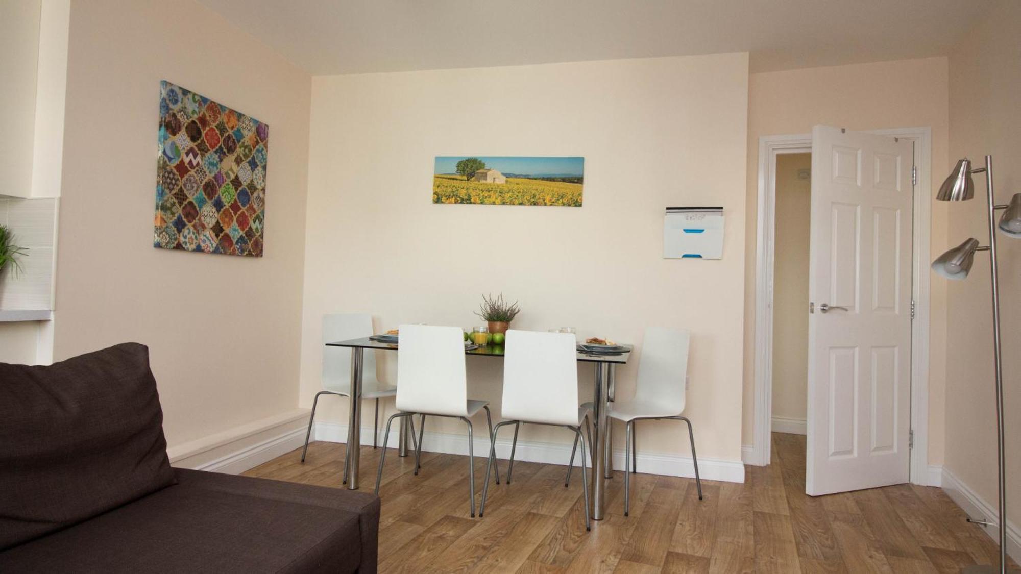 Stayzo Serviced 16 Premier Apartment